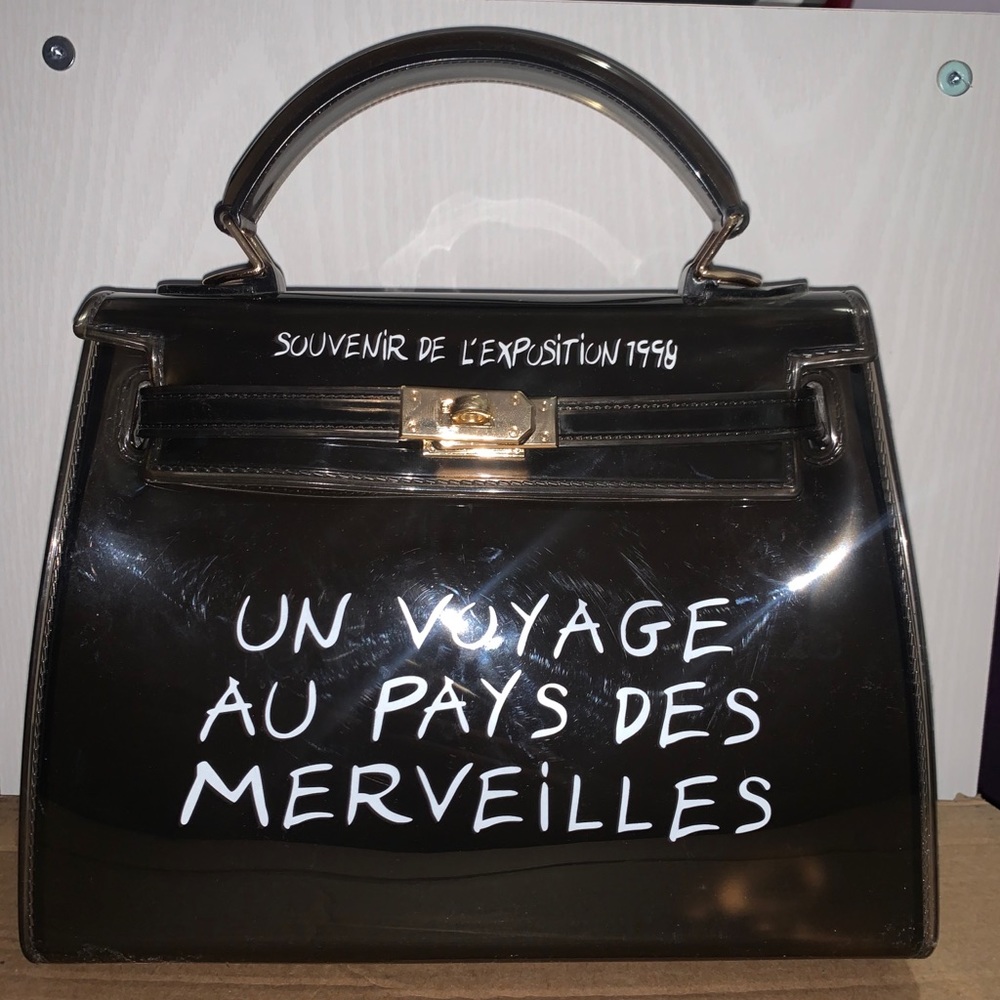 Un Voyage purse